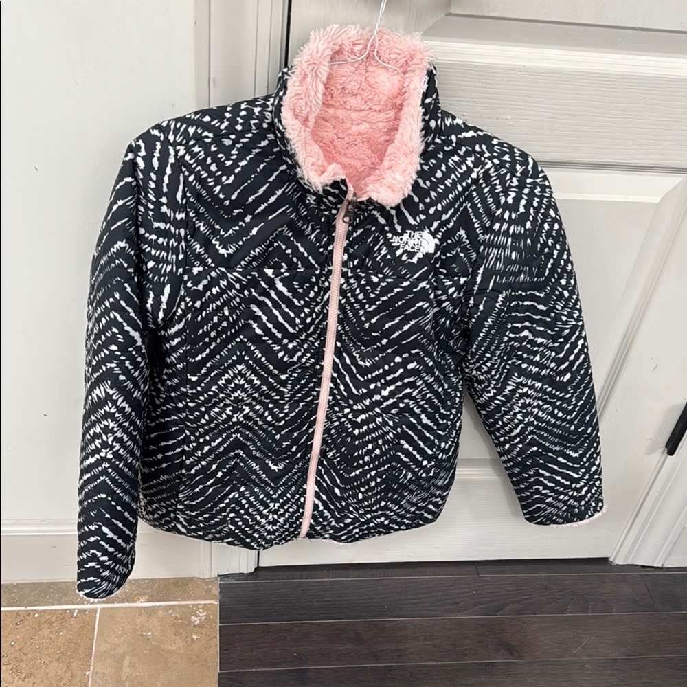 The North Face reversible Black and Pink Jacket